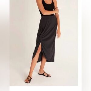 Z Supply Sabina Relaxed skirt super comfy!